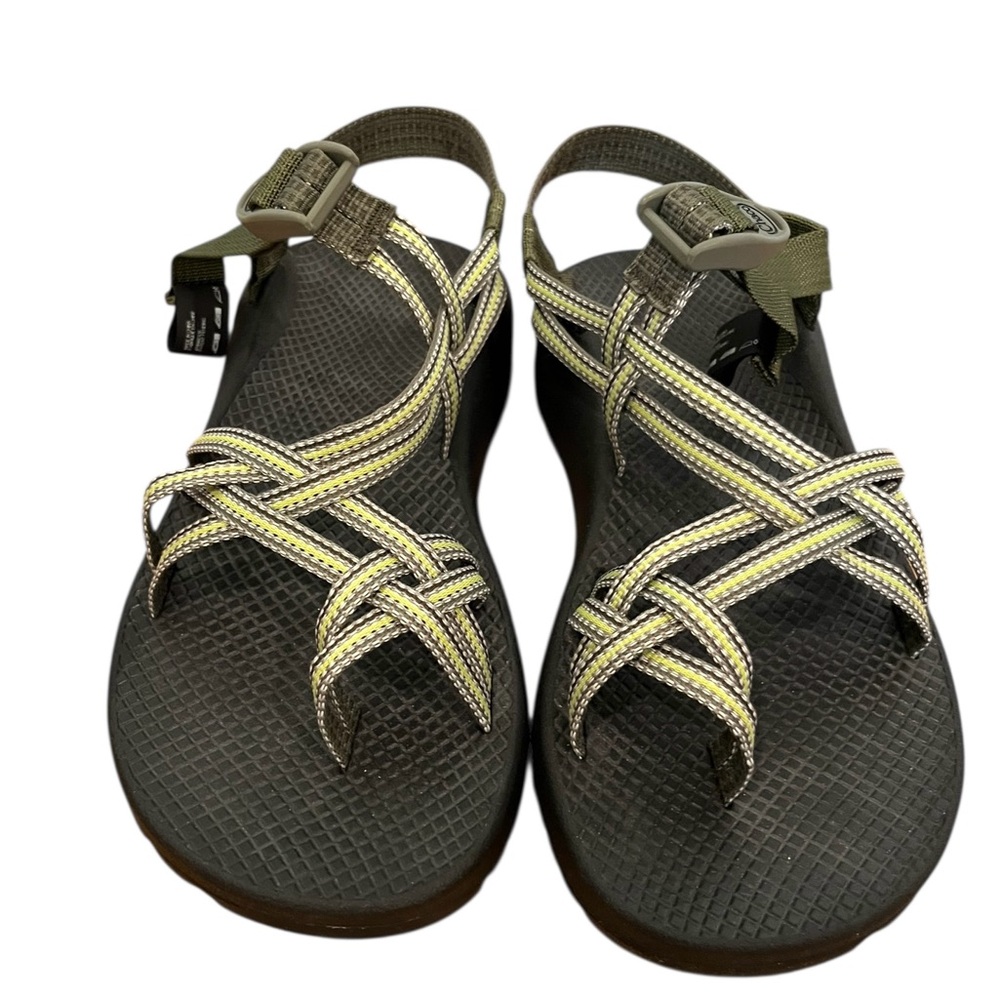 Chaco ZX3 Yampa Trail Sandals Stardust green and cream strappy sandals size 9